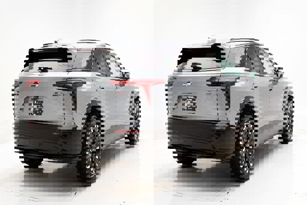 Used 2024 Chevrolet Blazer EV RS image 10