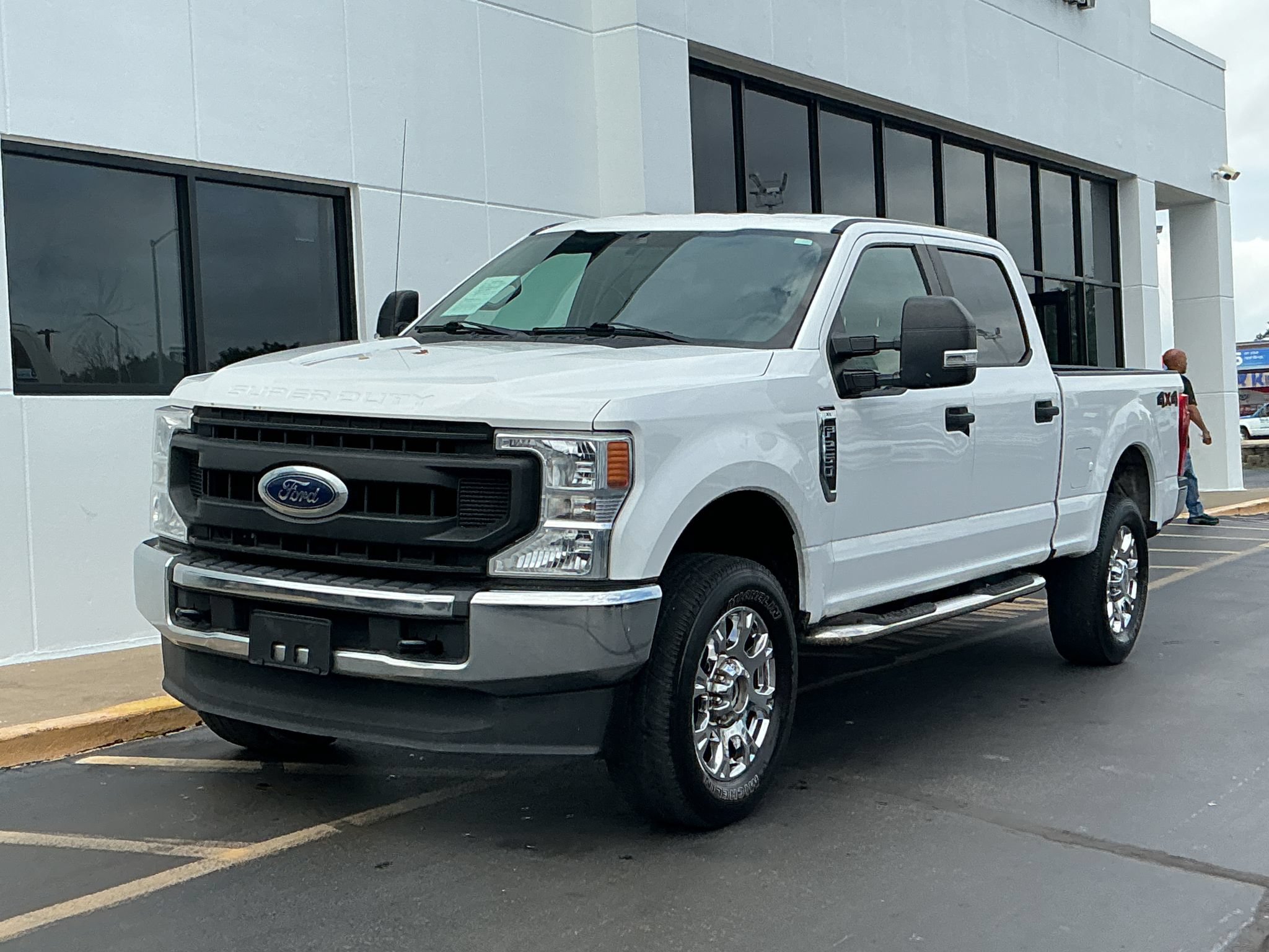 Used 2020 Ford F250 XL w/ Power Equipment Group AWD/4WD image 4