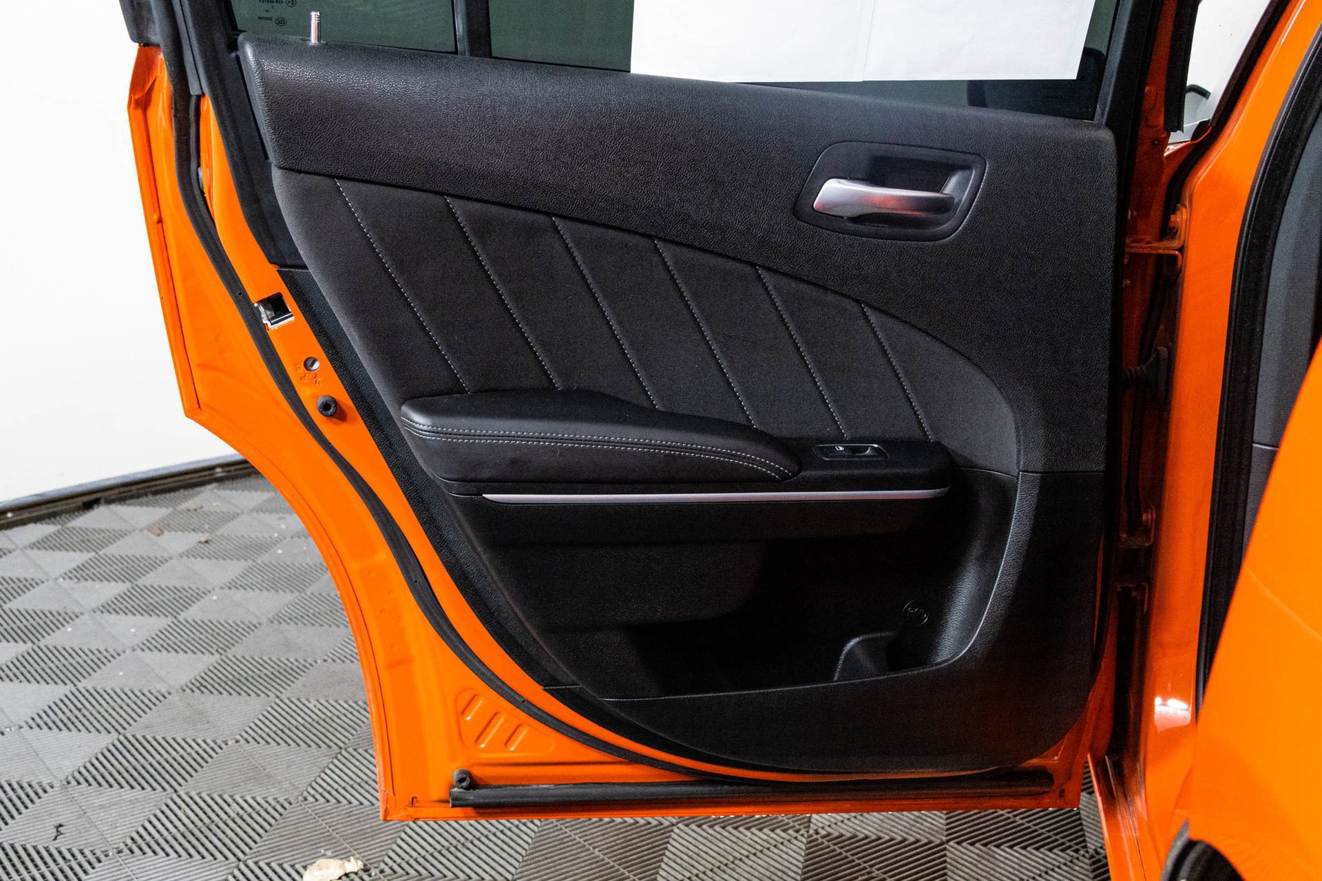 Used 2023 Dodge Charger SXT image 34