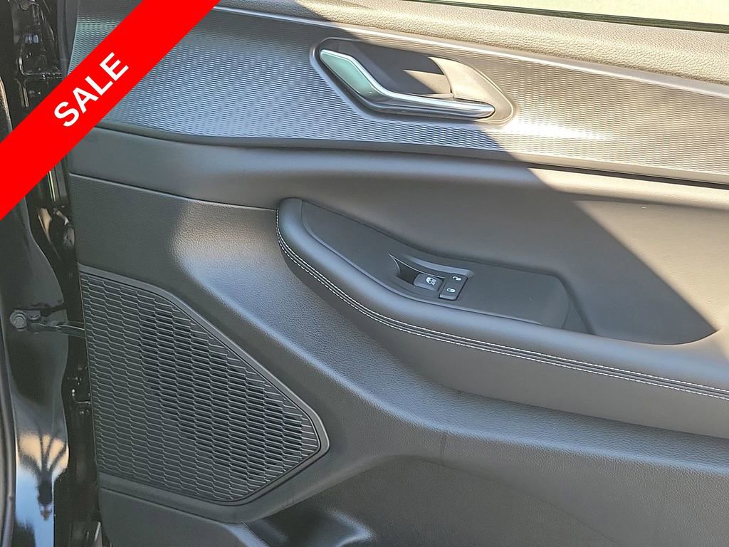 New 2025 Jeep Grand Cherokee Laredo w/ Luxury Tech Group I image 48