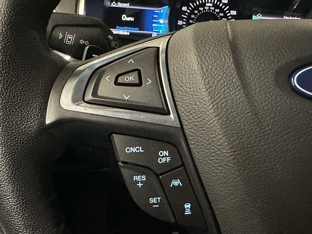 Used 2019 Ford Edge Titanium w/ Equipment Group 301A AWD/4WD image 30