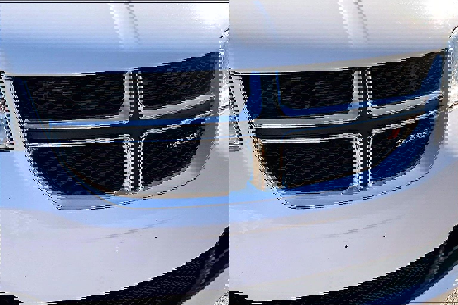 Used 2018 Dodge Grand Caravan SE w/ UConnect Hands-Free Group image 27