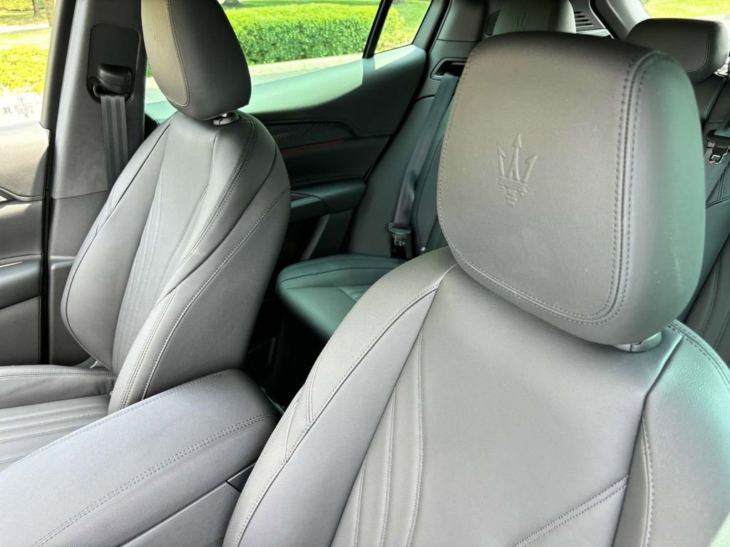 New 2024 Maserati Grecale GT image 25