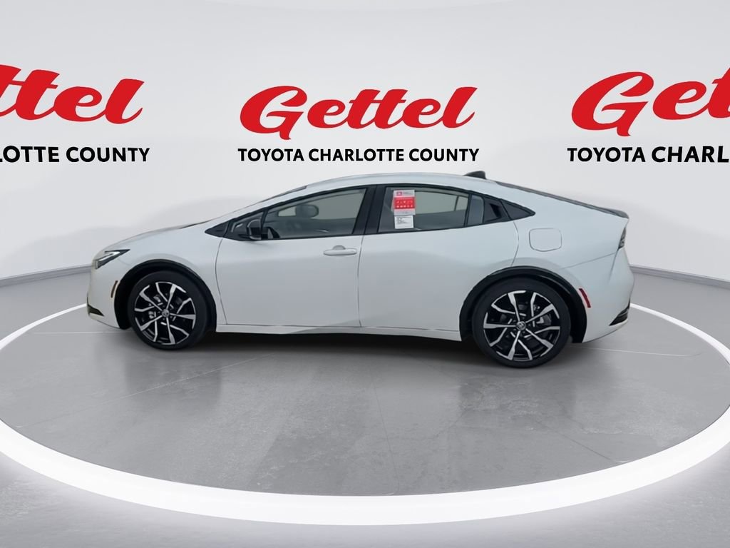 New 2026 Toyota Prius XSE image 5