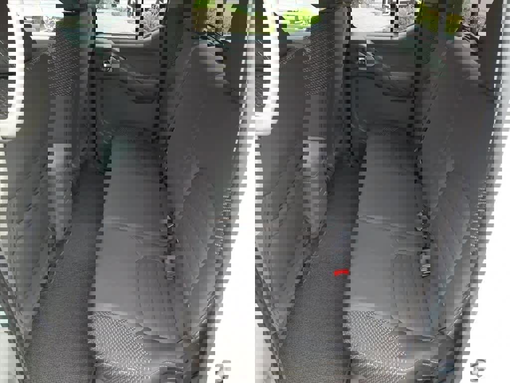 Used 2019 Nissan Frontier Desert Runner image 10