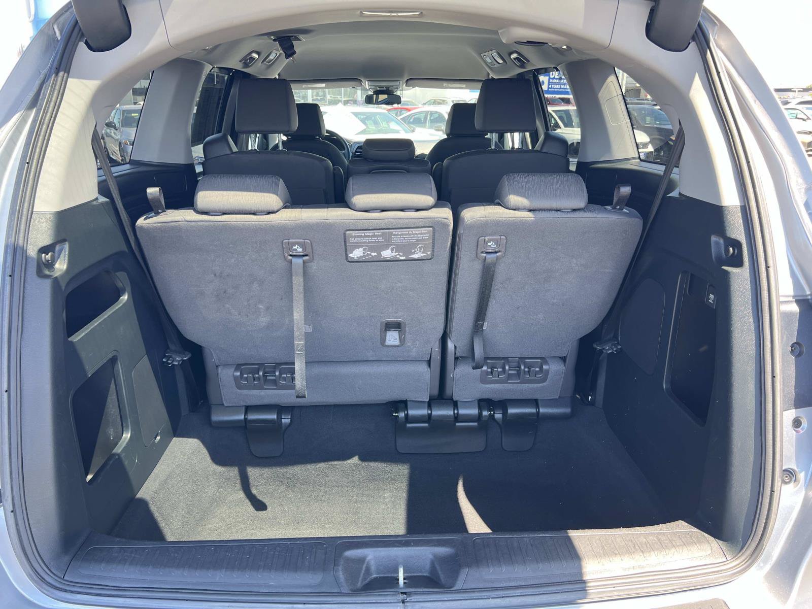 Used 2023 Honda Odyssey EX image 23