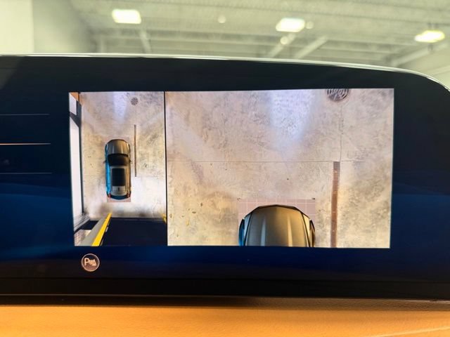 Used 2025 Cadillac XT4 Sport AWD/4WD image 39