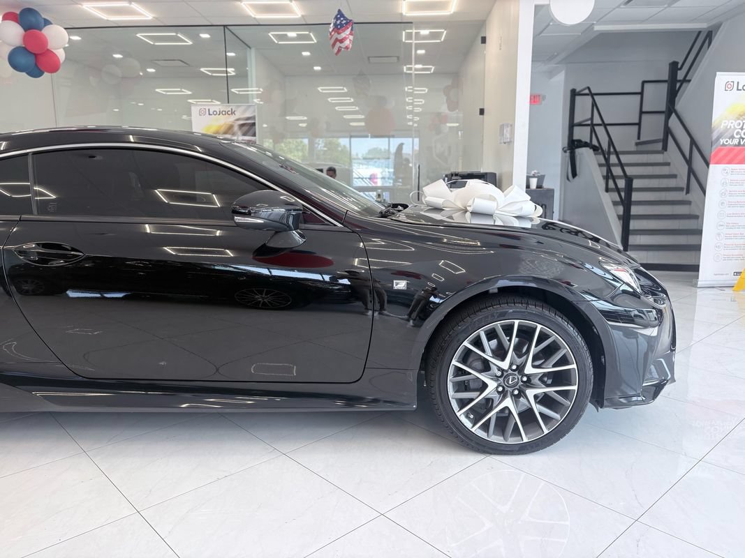 Used 2017 Lexus RC 300 AWD image 9