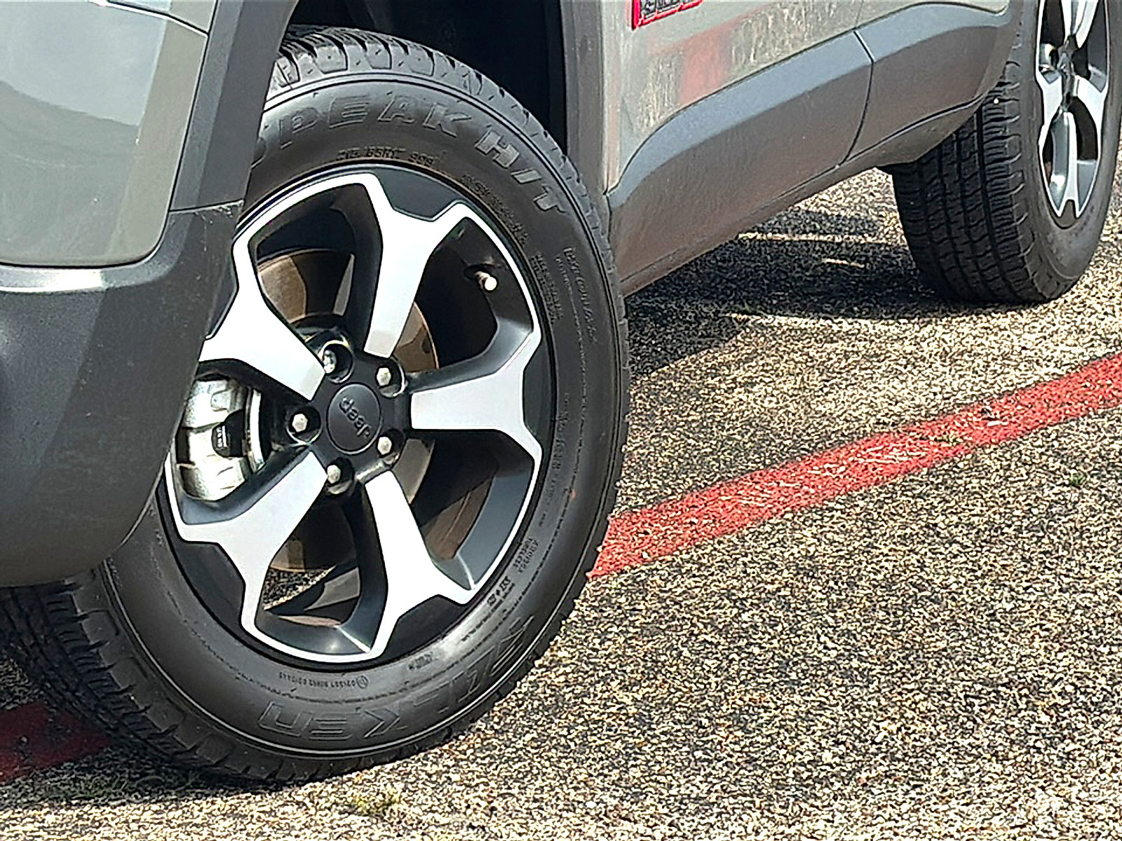 Used 2022 Jeep Renegade Trailhawk w/ Trailer Tow Group AWD/4WD image 3