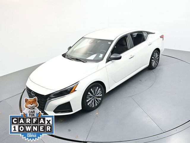 Used 2025 Nissan Altima 2.5 SV image 21