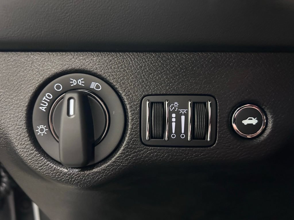 Used 2023 Dodge Challenger SRT Hellcat RWD image 7