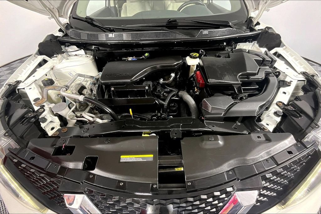 Used 2018 Nissan Rogue Sport SV w/ SV All-Weather Package AWD/4WD image 9