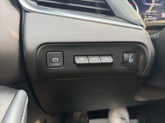 Used 2024 Buick Enclave Premium image 40