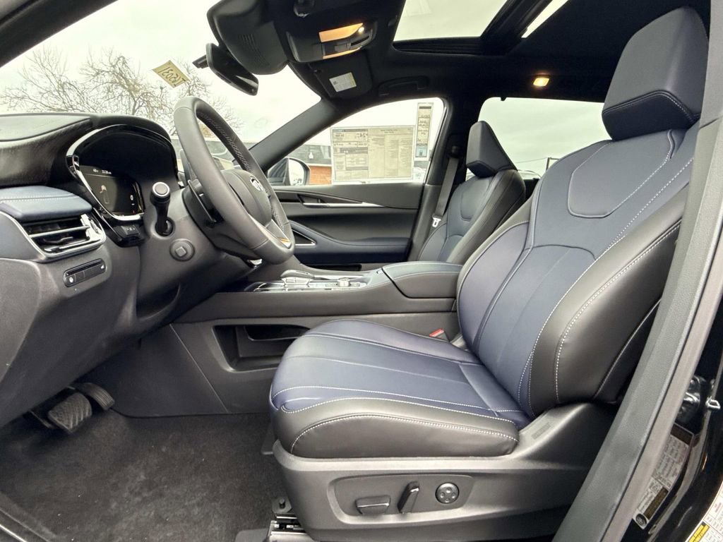 New 2026 INFINITI QX60 Sport w/ Dark Cargo Package image 16