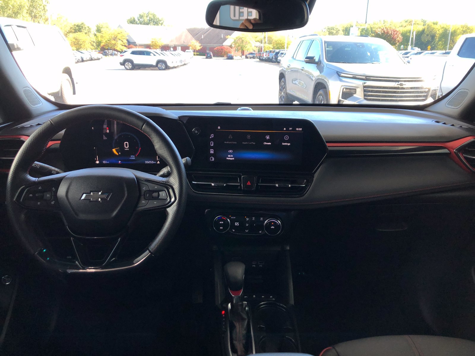 Used 2024 Chevrolet TrailBlazer RS w/ Convenience Package FWD image 17