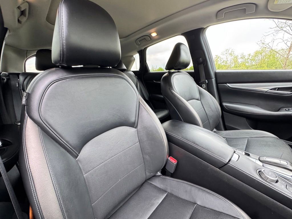 Used 2023 INFINITI QX50 Luxe AWD/4WD image 30