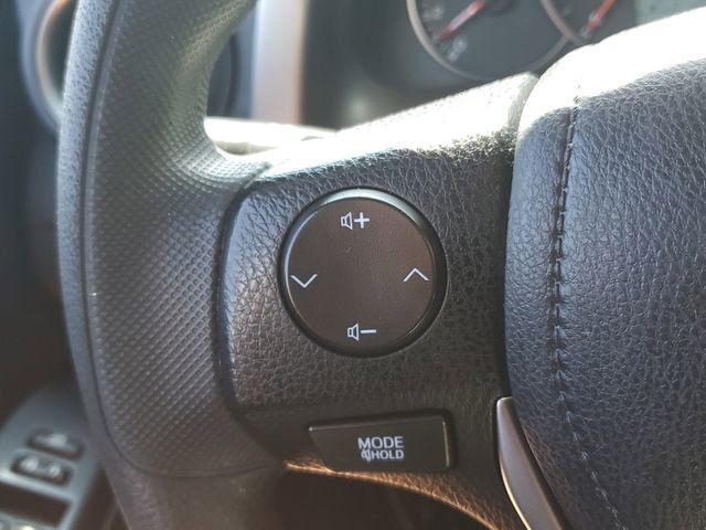 Used 2016 Toyota RAV4 LE AWD/4WD image 21