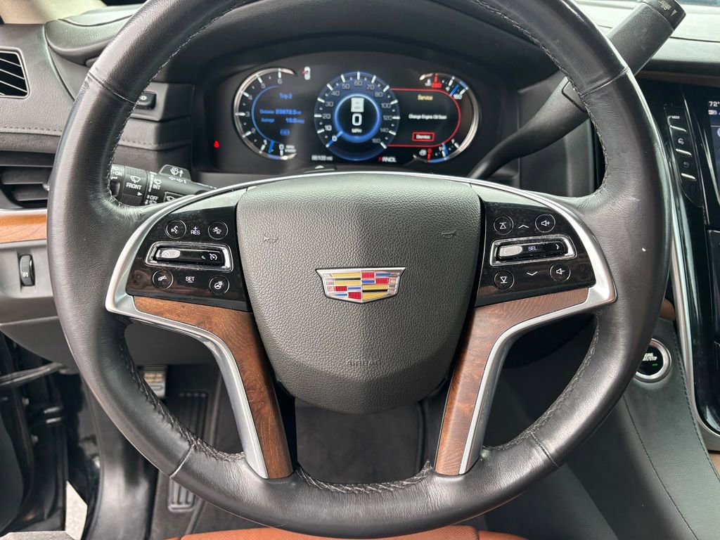 Used 2020 Cadillac Escalade Luxury RWD image 15