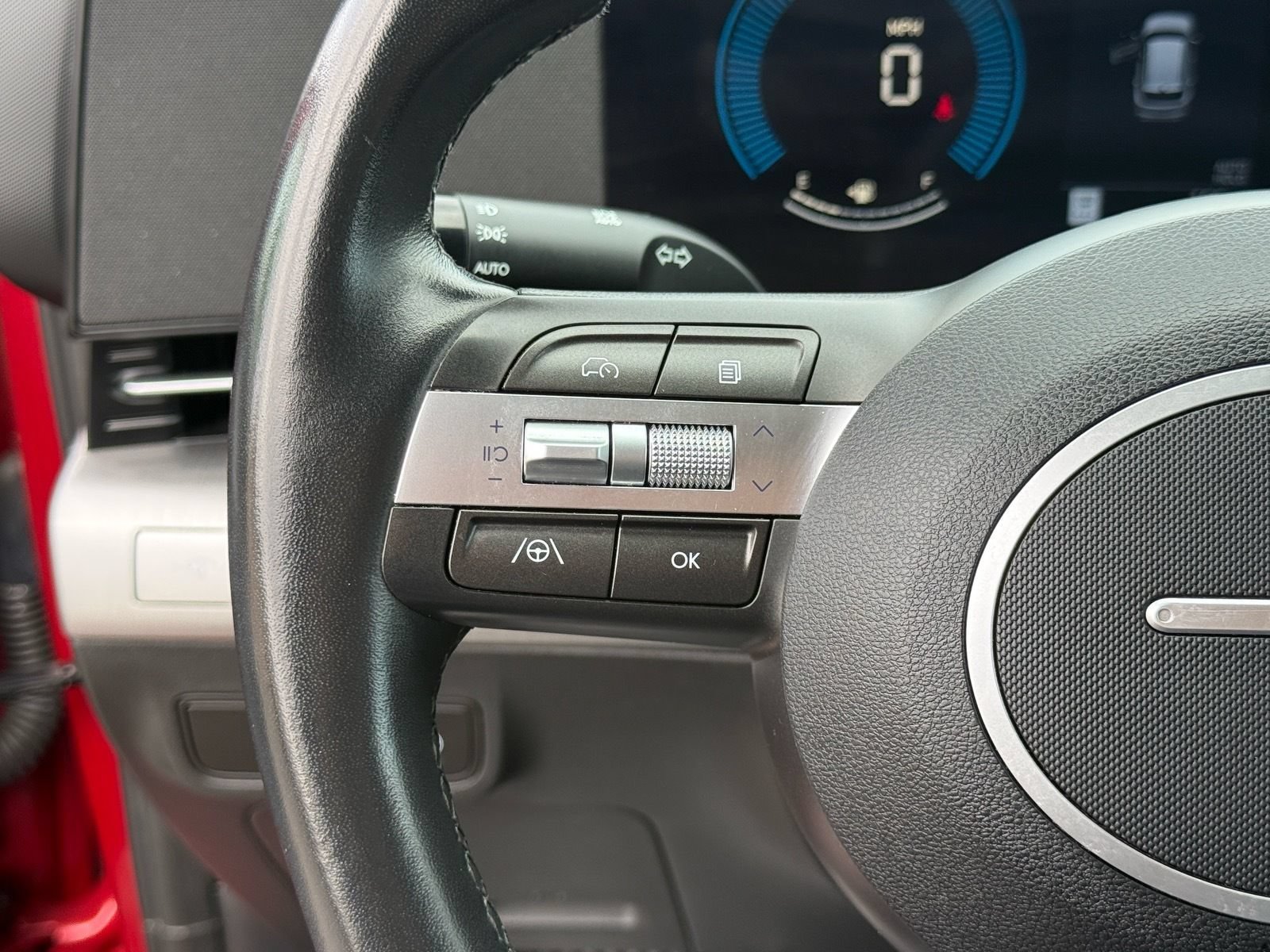 Used 2025 Hyundai Kona SEL FWD image 16
