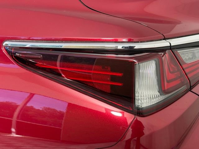 Used 2022 Lexus ES 350 w/ Premium Package FWD image 10