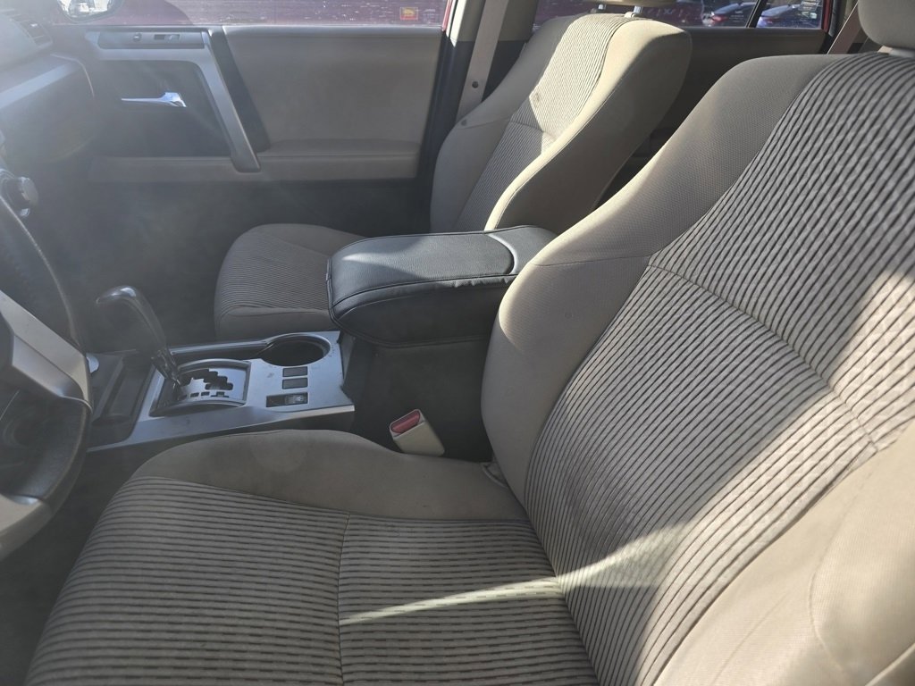 Used 2015 Toyota 4Runner SR5 image 20