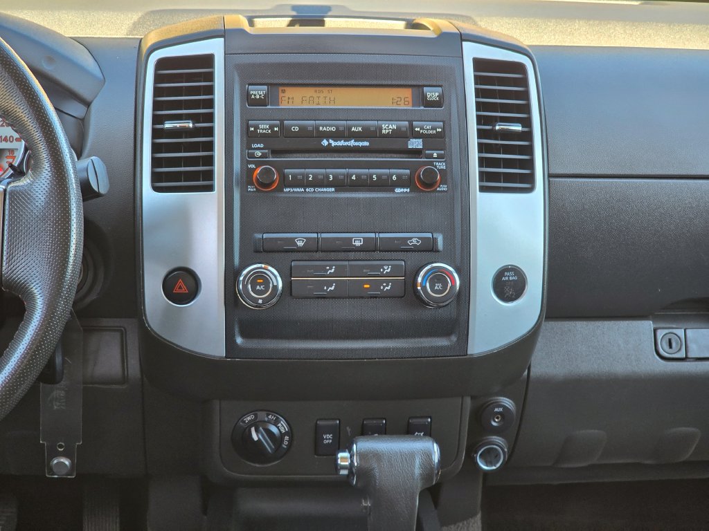 Used 2011 Nissan Frontier PRO-4X AWD/4WD image 31