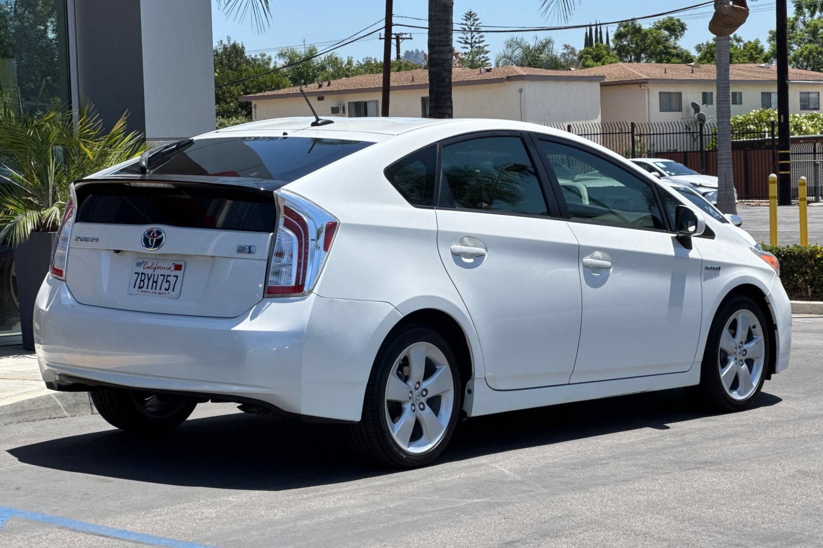 Used 2013 Toyota Prius Five FWD image 5
