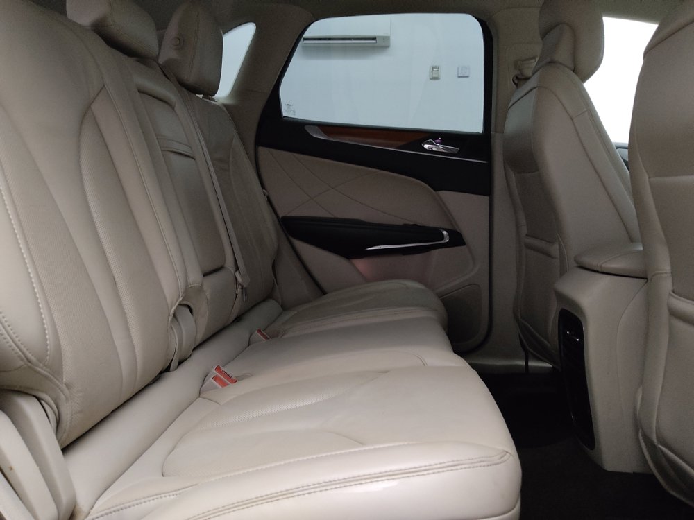 Used 2019 Lincoln MKC Select w/ Select Plus Package FWD image 19