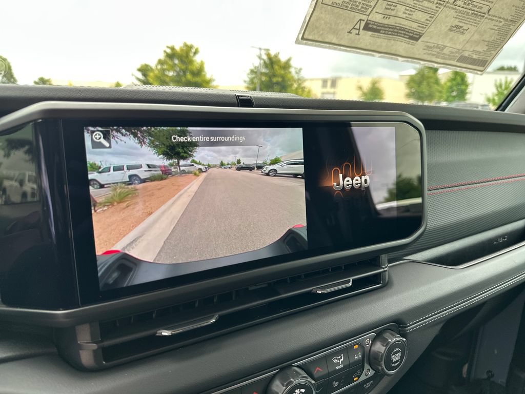 New 2026 Jeep Gladiator Sport AWD/4WD image 26