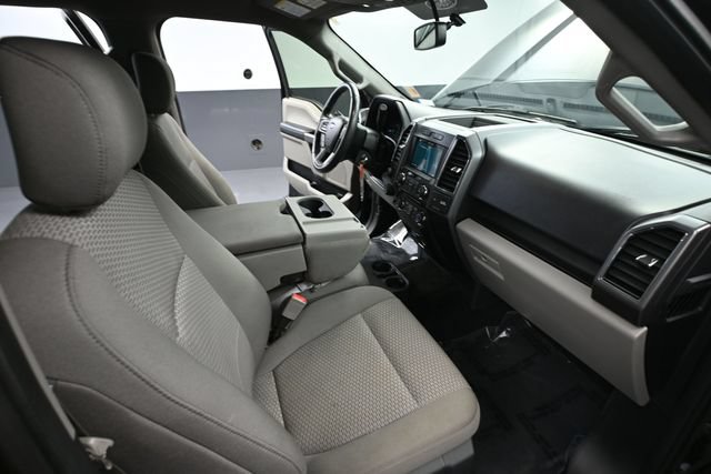 Used 2018 Ford F150 XLT w/ Equipment Group 302A Luxury AWD/4WD image 39