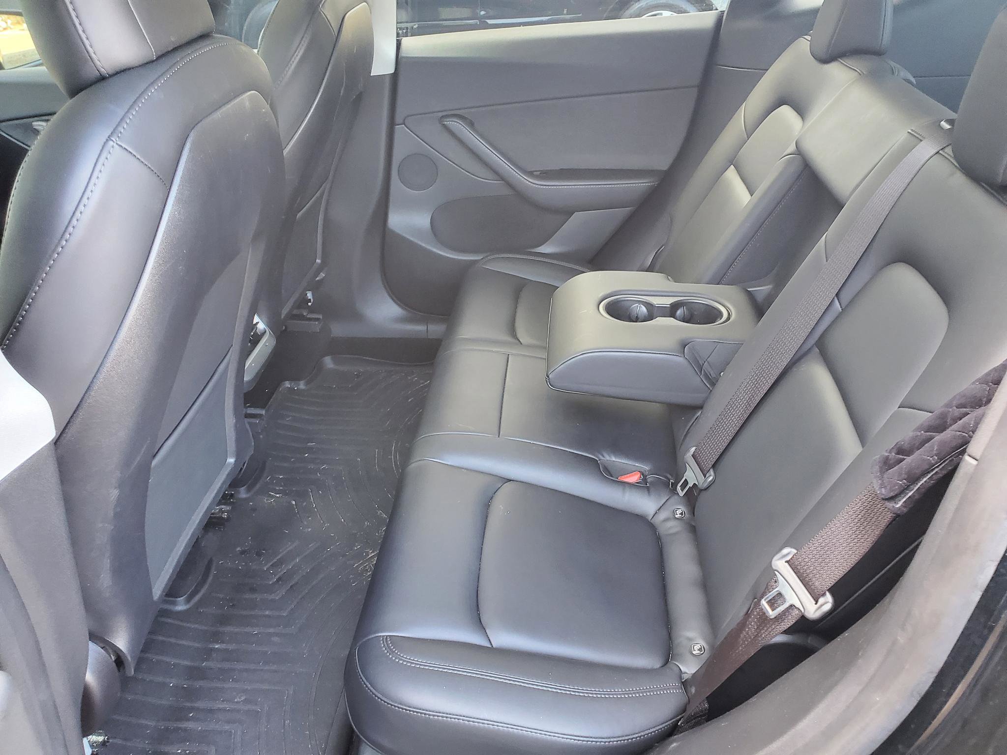 Used 2021 Tesla Model Y Performance image 34