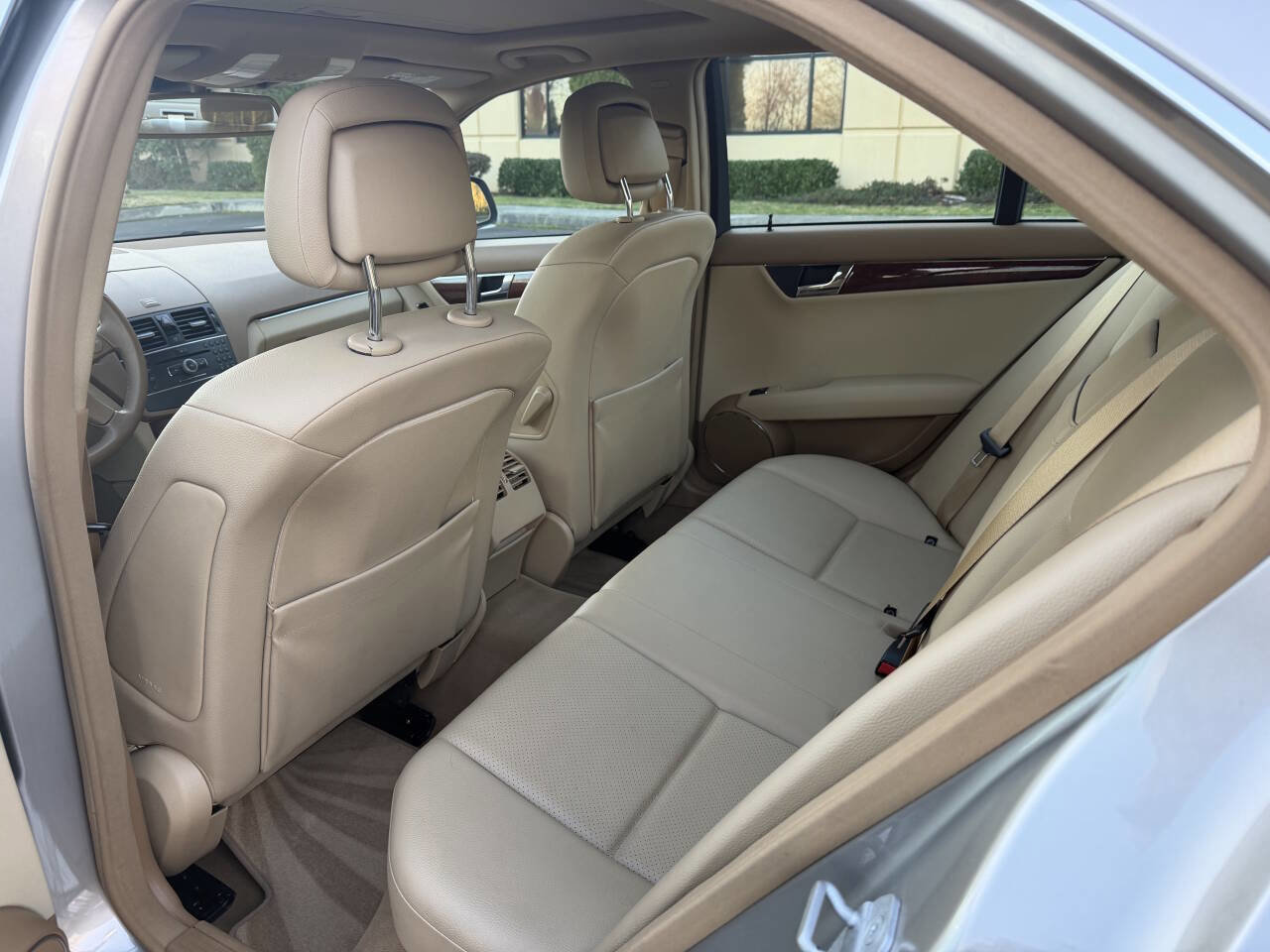 Used 2008 Mercedes-Benz C 300 Luxury image 23