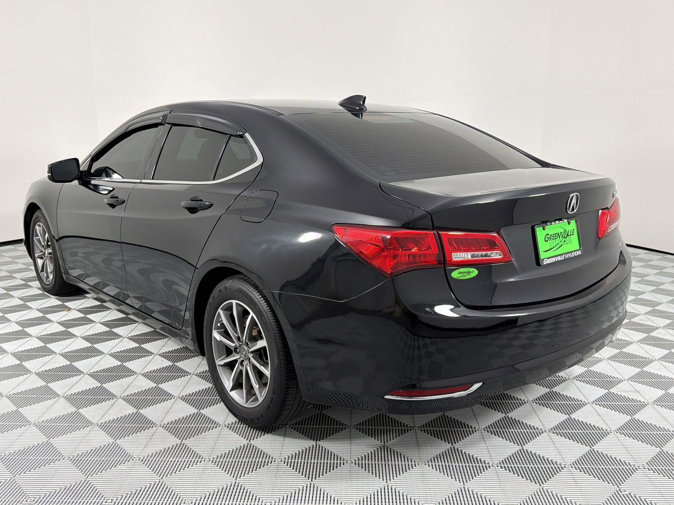 Used 2020 Acura TLX w/Technology Pkg image 3