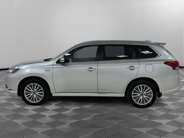 Used 2019 Mitsubishi Outlander GT AWD/4WD image 2