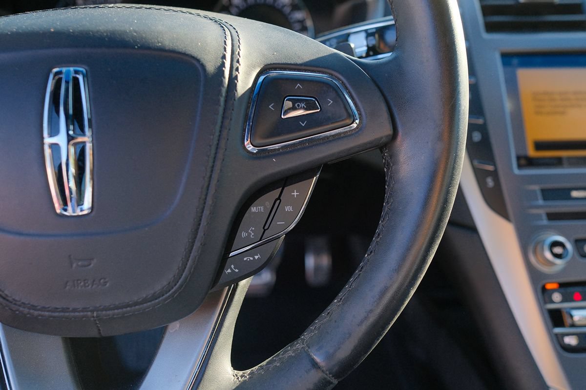 Used 2019 Lincoln MKZ Reserve w/ Reserve Plus Package FWD image 38