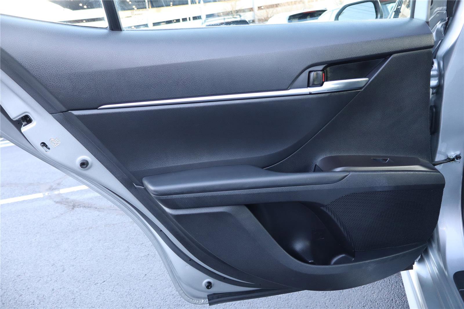 Used 2024 Toyota Camry SE image 26