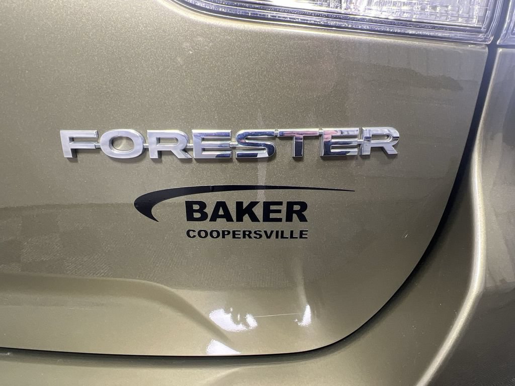 Used 2024 Subaru Forester Premium AWD/4WD image 32