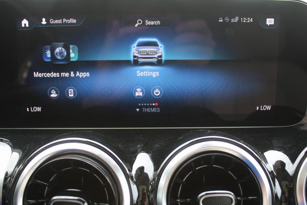 Used 2023 Mercedes-Benz GLB 250 image 42
