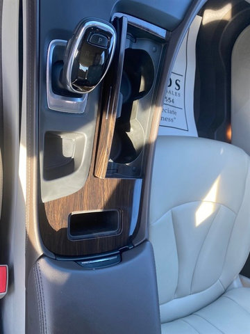 Used 2017 Buick LaCrosse Preferred image 21