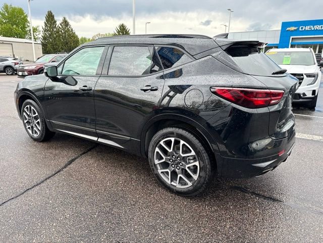 Used 2025 Chevrolet Blazer RS w/ Enhanced Convenience Package AWD/4WD image 5