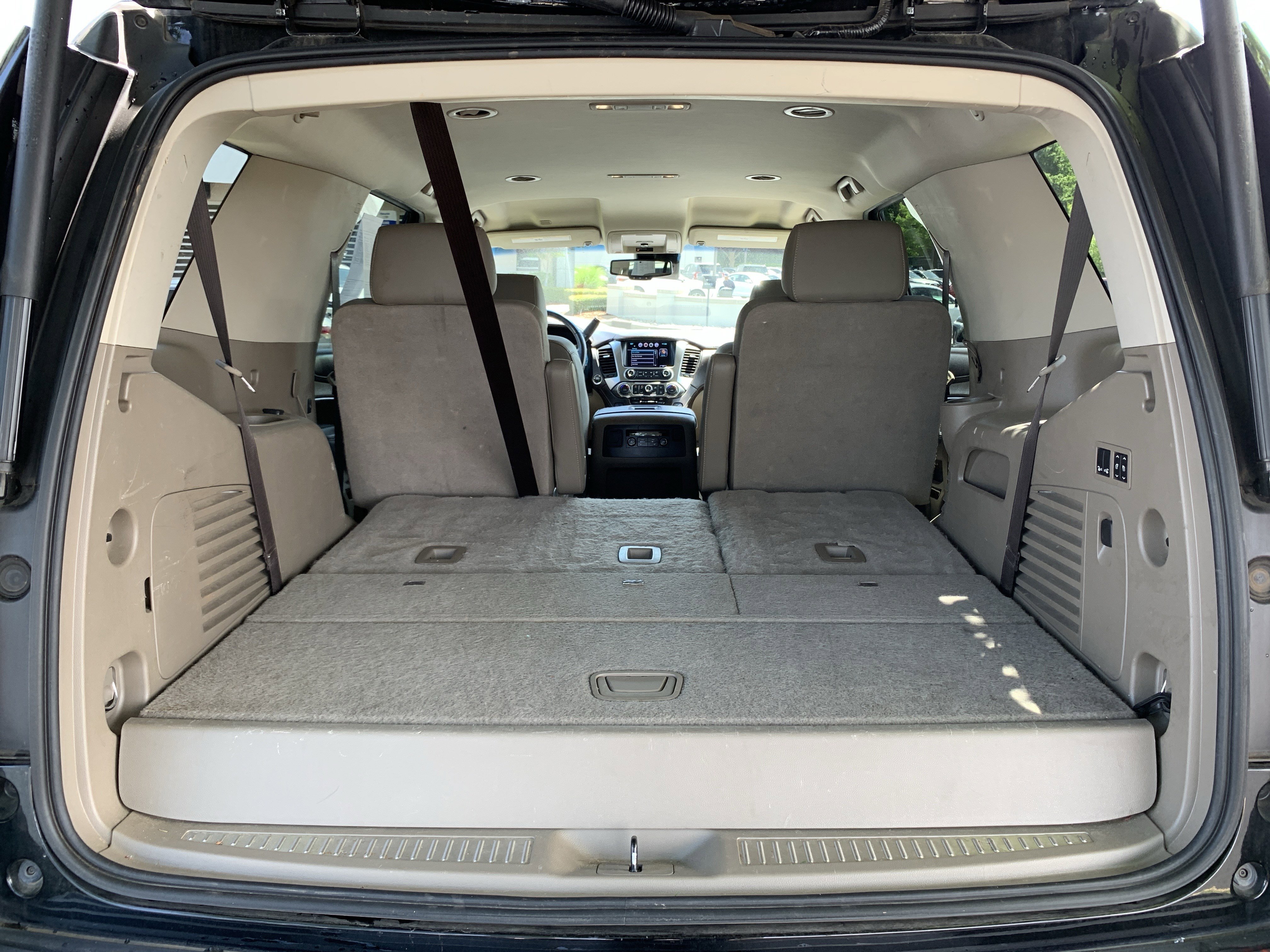 Used 2017 Chevrolet Tahoe LT w/ Luxury Package RWD image 34