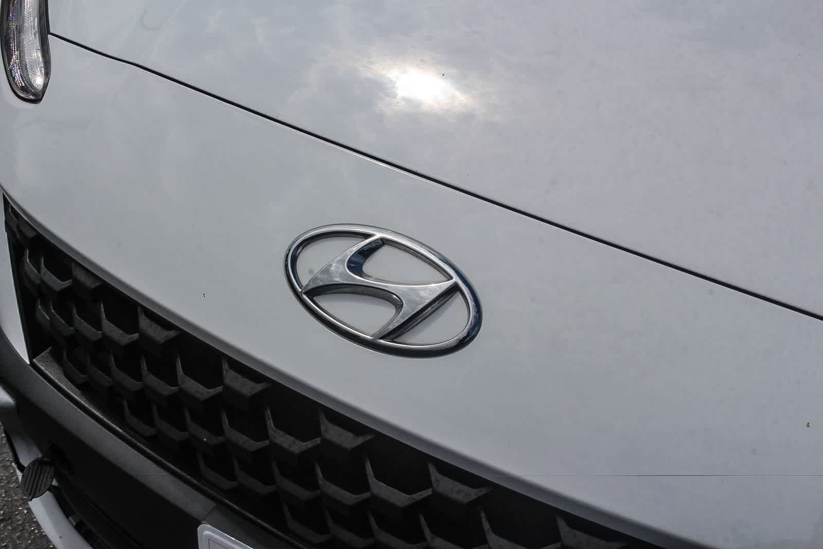 Certified 2023 Hyundai Kona SEL w/ Cargo Package FWD image 14