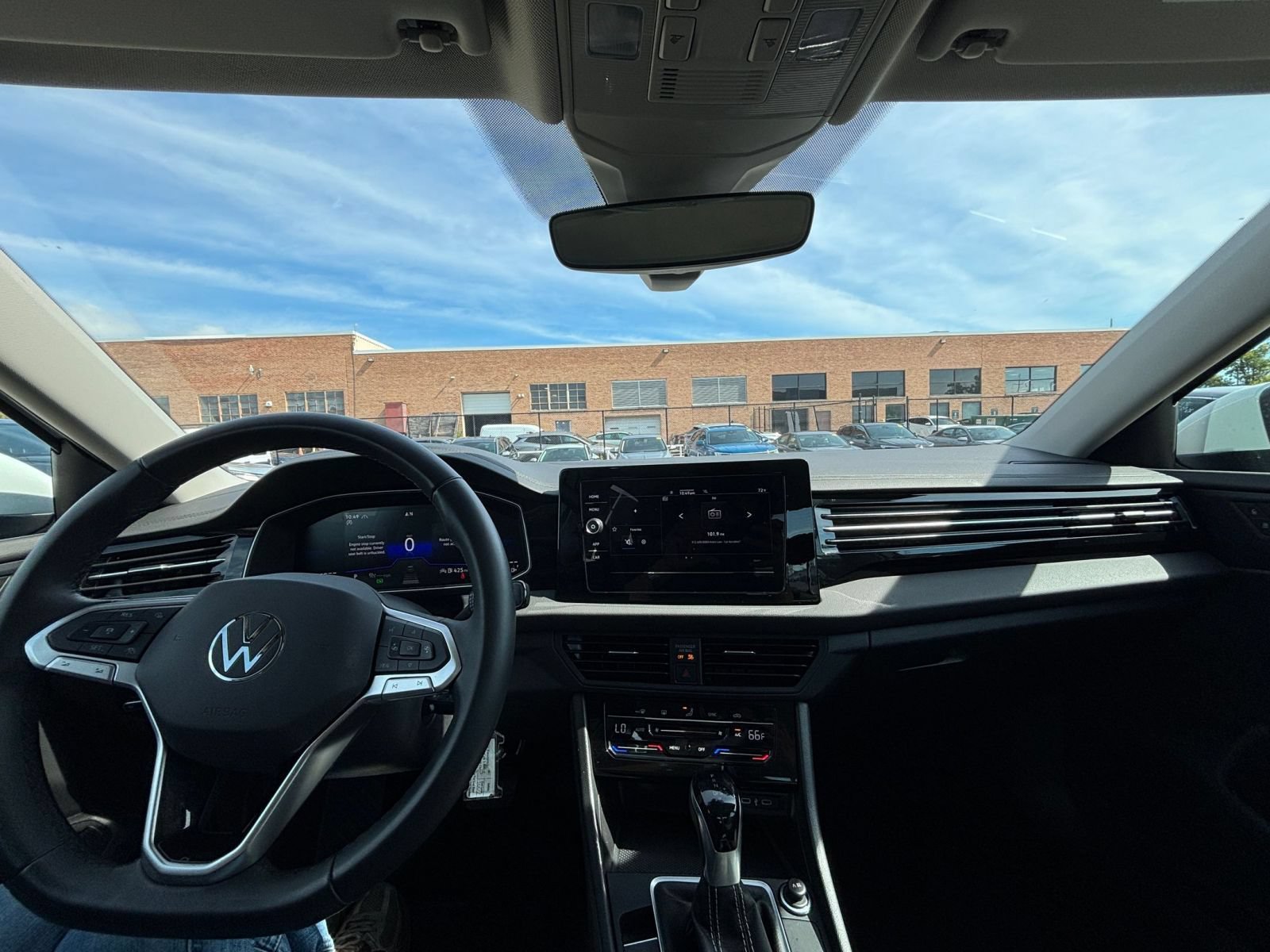 Used 2025 Volkswagen Jetta S FWD image 30