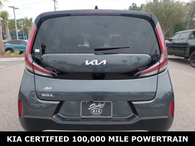 Used 2025 Kia Soul LX FWD image 6