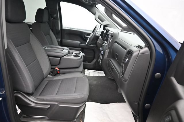 Used 2023 Chevrolet Silverado 1500 Custom AWD/4WD image 7