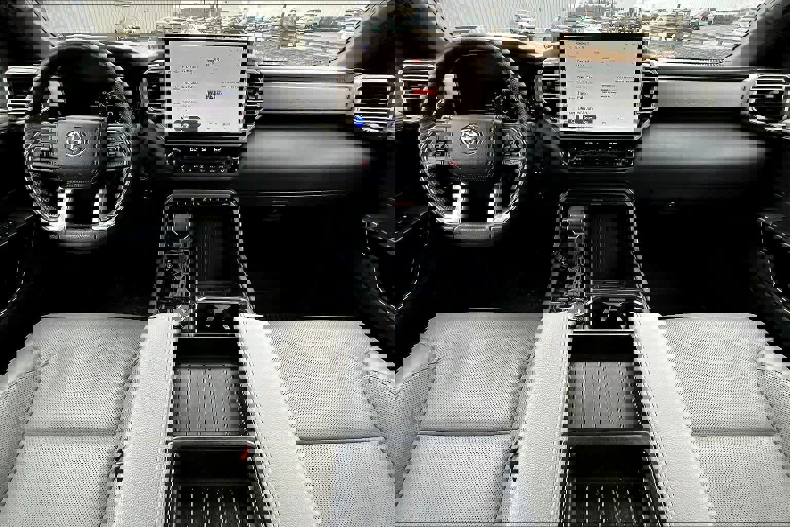 Used 2025 Toyota Tundra Limited image 16