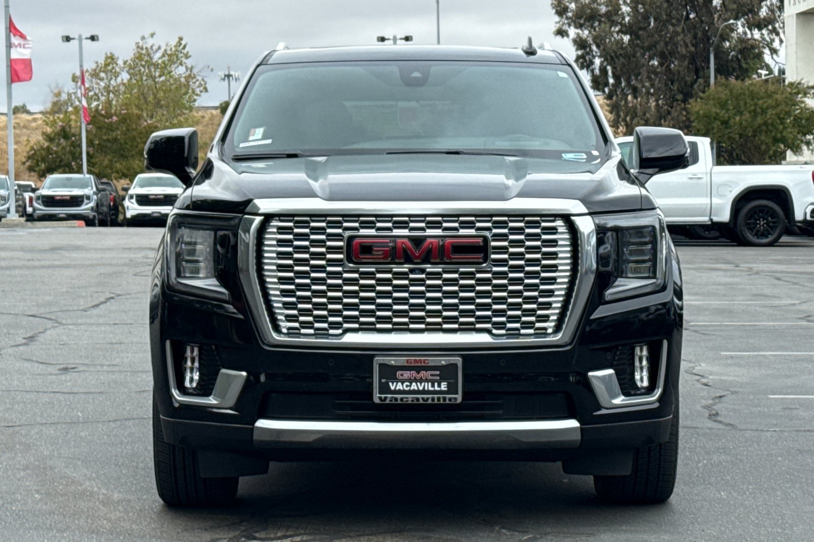 Used 2021 GMC Yukon XL Denali w/ Denali Ultimate Package AWD/4WD image 10