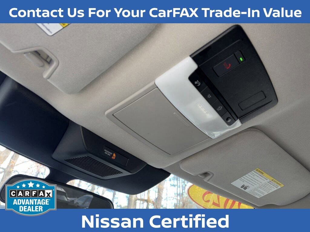 Certified 2025 Nissan Pathfinder SV image 28