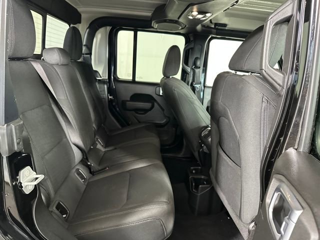 Used 2022 Jeep Gladiator Sport image 27