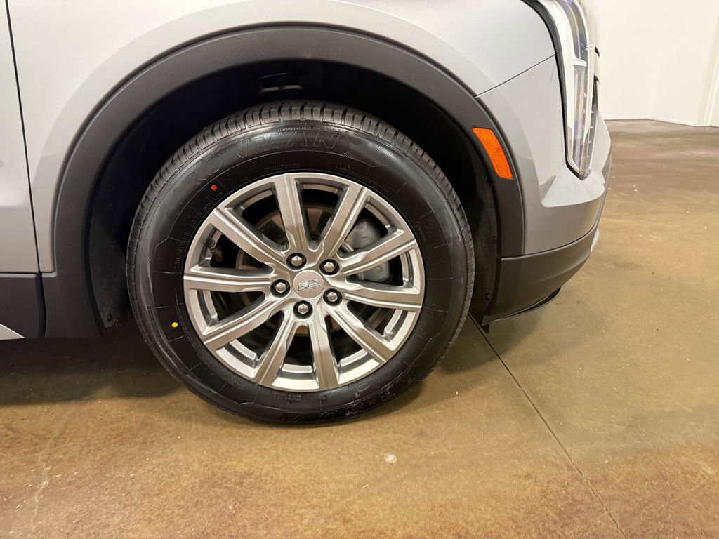 Used 2023 Cadillac XT4 Premium Luxury image 90